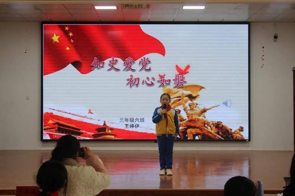 美国三艘航母在亚太招摇过市,没人将其当回事,有种就别找中国帮忙