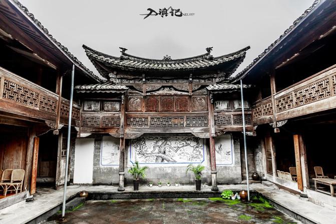 空气悬挂四个下趴了，要4个一起换吗？